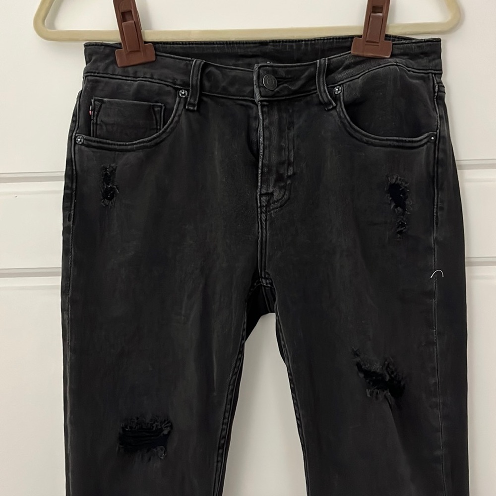 Ripped black jeans, size 29